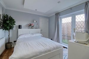 Dining Room- click for photo gallery